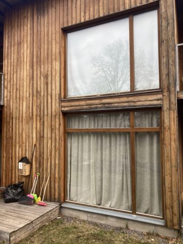 Puitakna värvimine katva värviga, enne